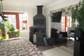 4 Bedroom Property for Sale in Fraaiuitsig Western Cape